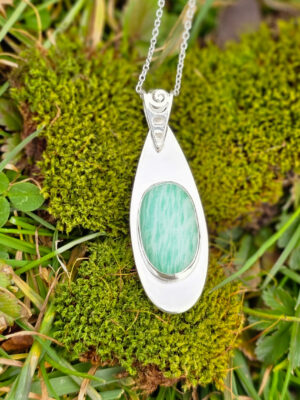 Collier en argent serti d'une Amazonite en forme d'ovale