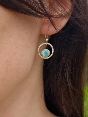 Boucles d'oreilles en argent serties de larimar