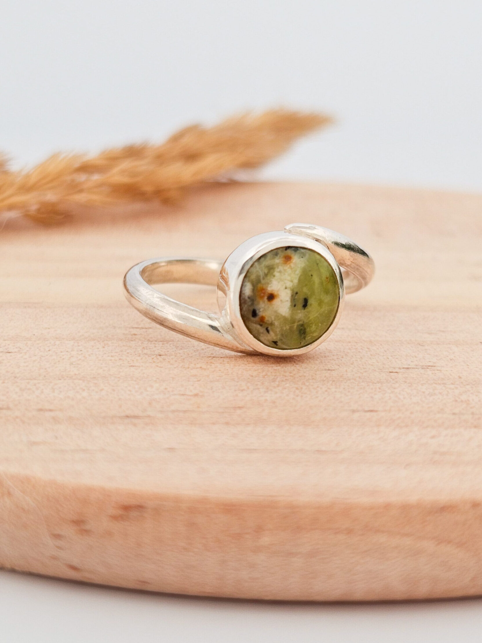 Bague Opale verte - "Sphère végétale" – Image 4