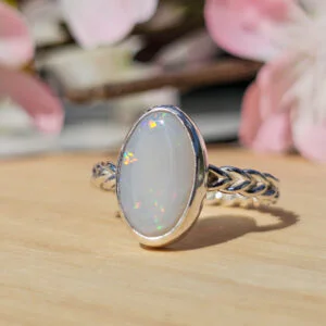 Bague en argent avec pierre de lune