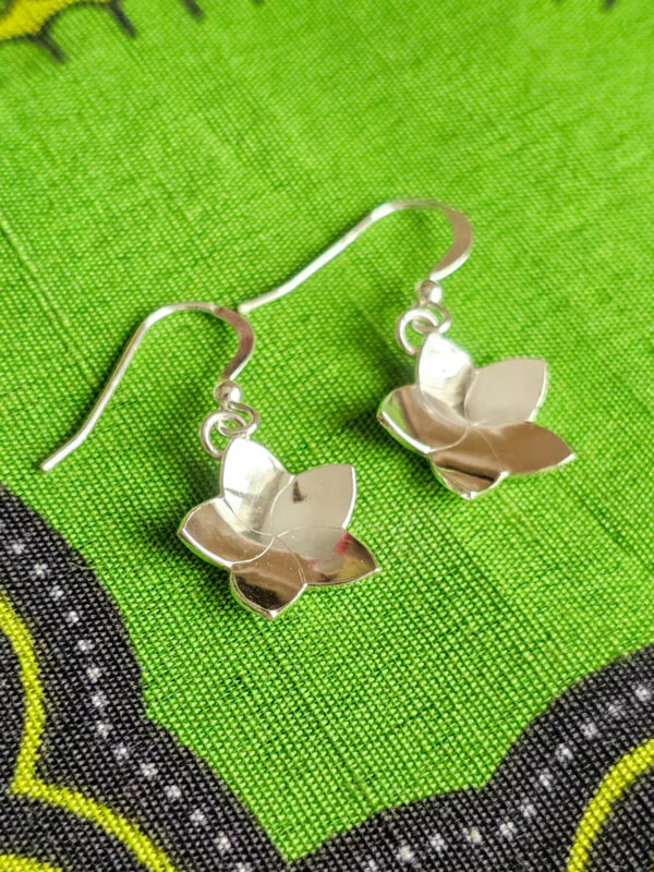 Boucles d'oreilles fleurs en argent